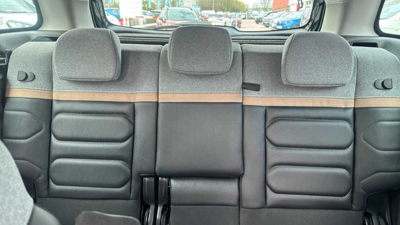 Citroen C3 Aircross 1.2 PureTech 110 Max 5dr Petrol Hatchback